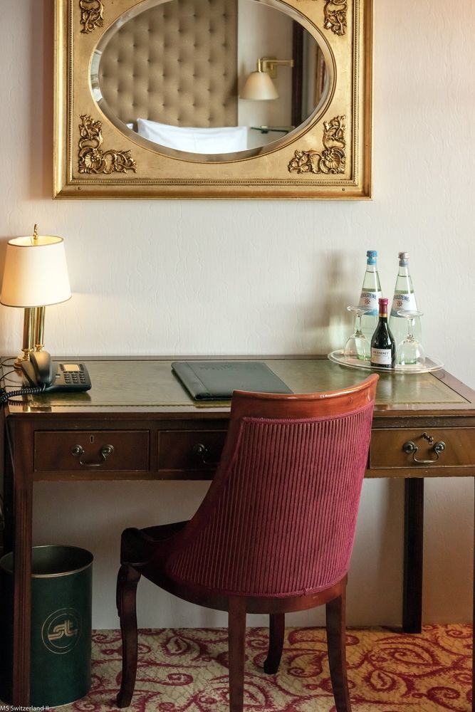 Knm Ms Switzerland I - Dusseldorf Hotel Bagian luar foto